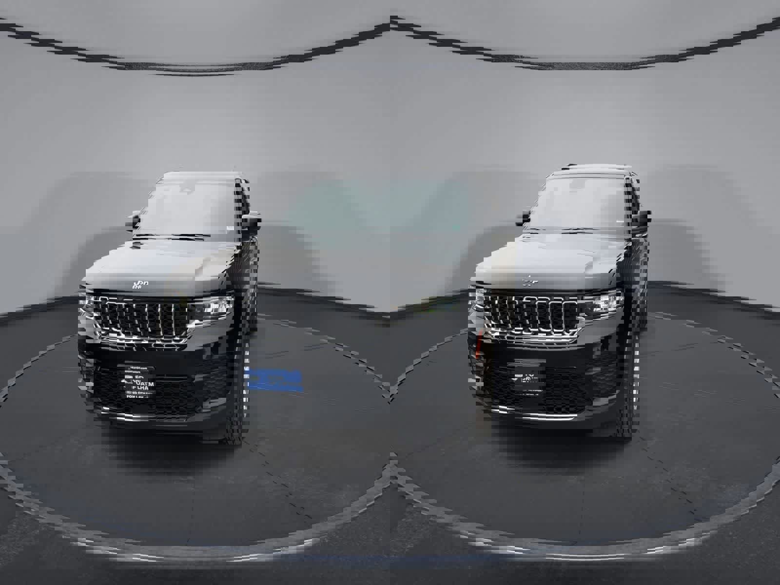 Used 2025 Jeep Grand Cherokee Laredo X image 8