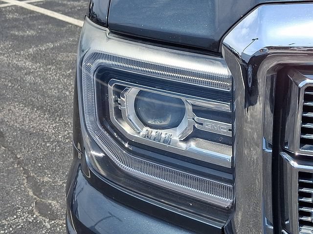 Used 2018 GMC Sierra 1500 Denali w/ Denali Ultimate Package AWD/4WD image 9