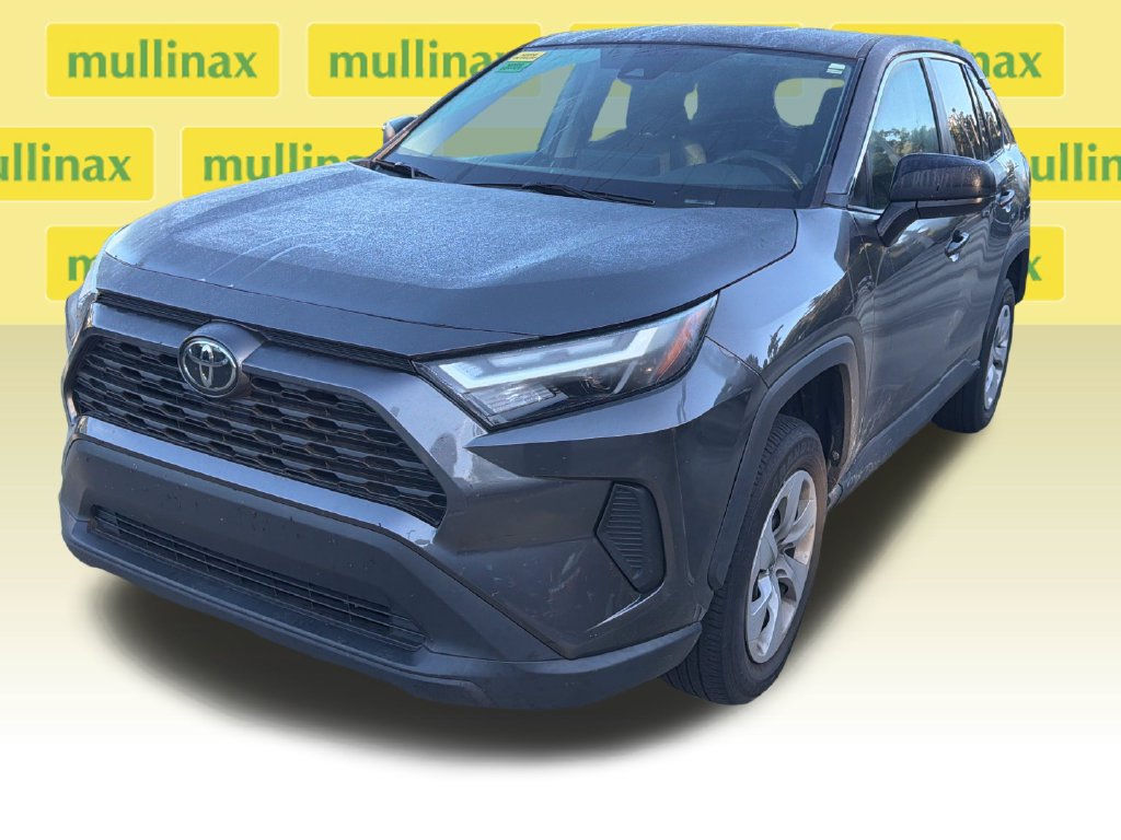 Used 2024 Toyota RAV4 LE FWD image 12