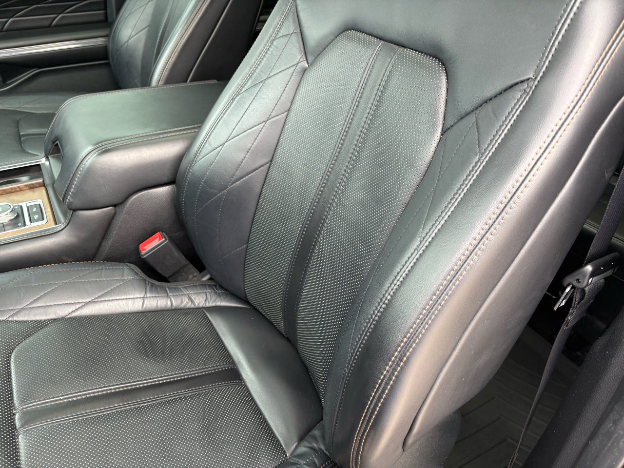 Certified 2020 Ford Expedition Platinum image 20