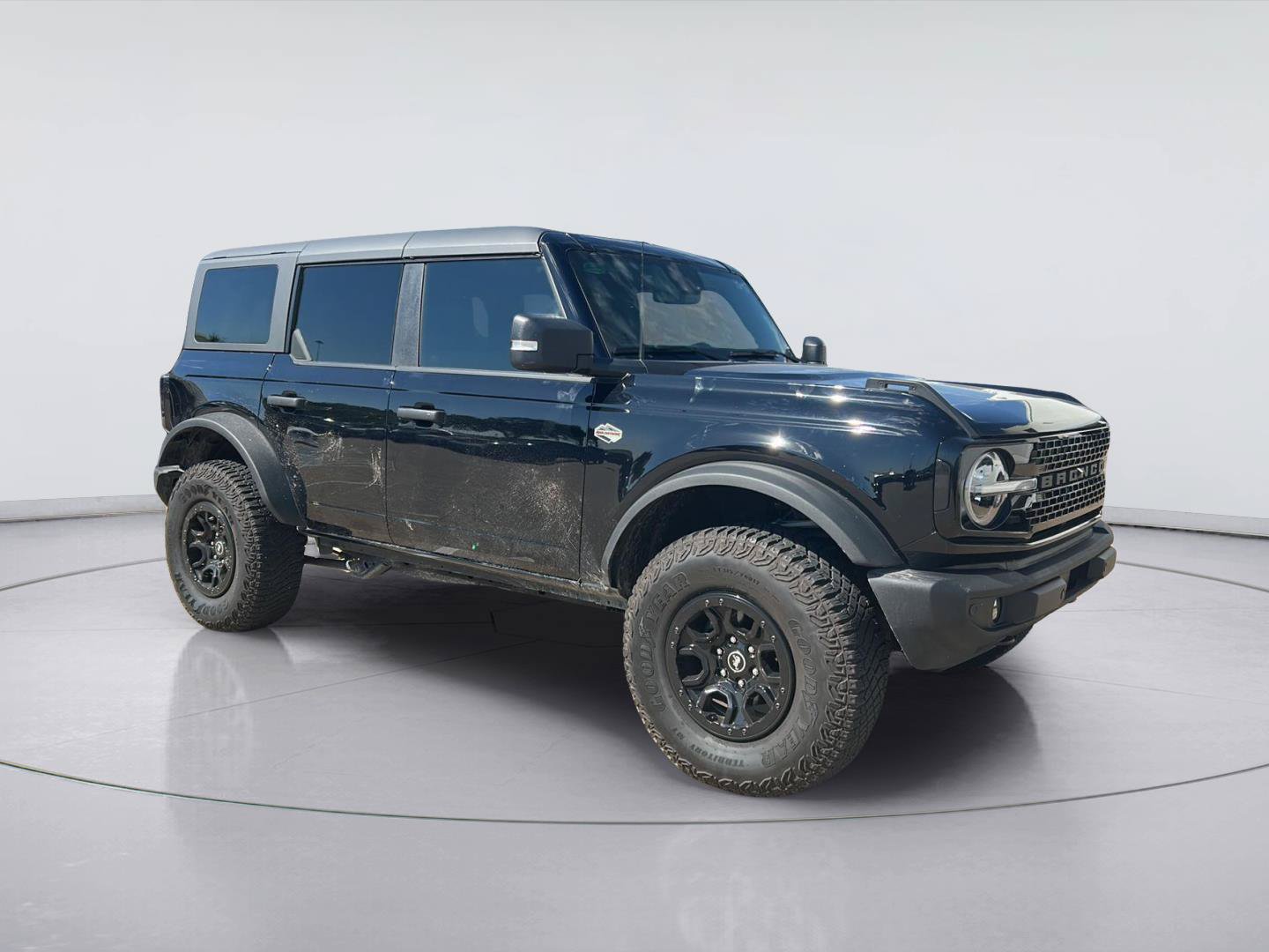 Certified 2022 Ford Bronco Wildtrak AWD/4WD image 3
