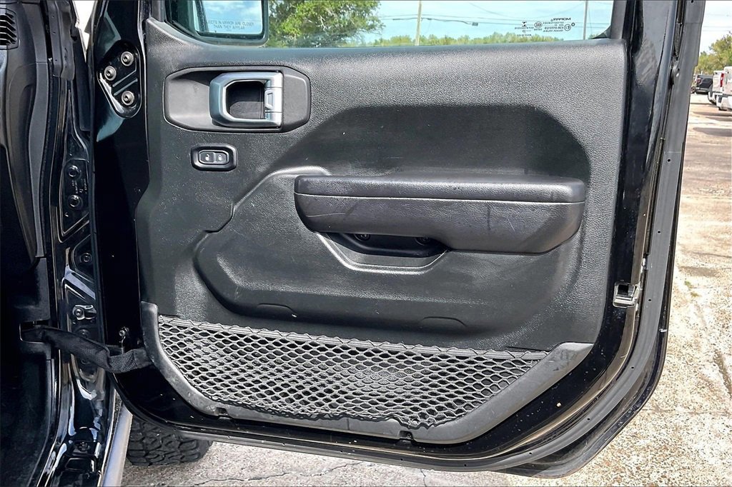 Used 2020 Jeep Wrangler Unlimited Sport image 28