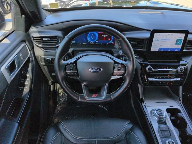 Certified 2022 Ford Explorer ST AWD/4WD image 16