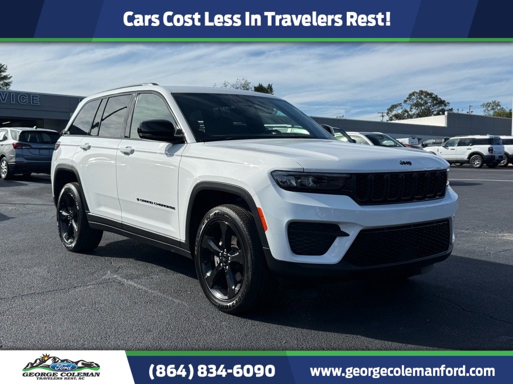 Used 2025 Jeep Grand Cherokee Altitude image 1