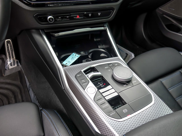 Used 2025 BMW 330i Sedan w/ M Sport Package RWD image 21