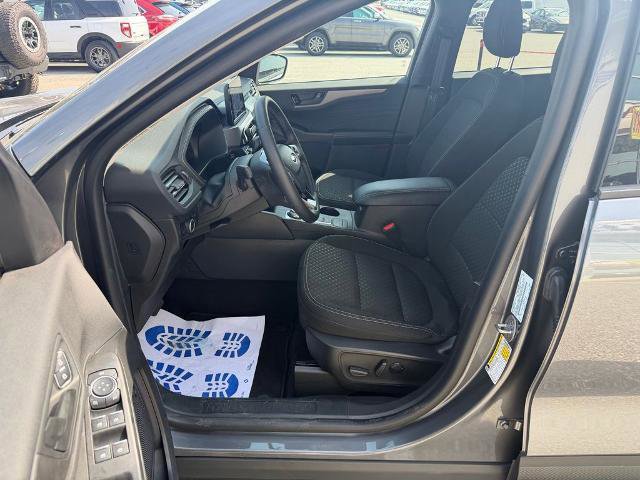 Certified 2023 Ford Escape Active w/ Cold Weather Package image 11