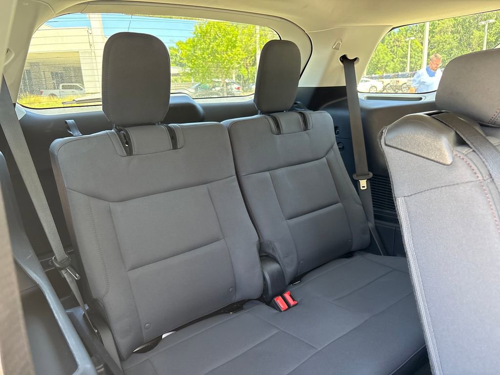 Certified 2025 Ford Explorer Active AWD/4WD image 53