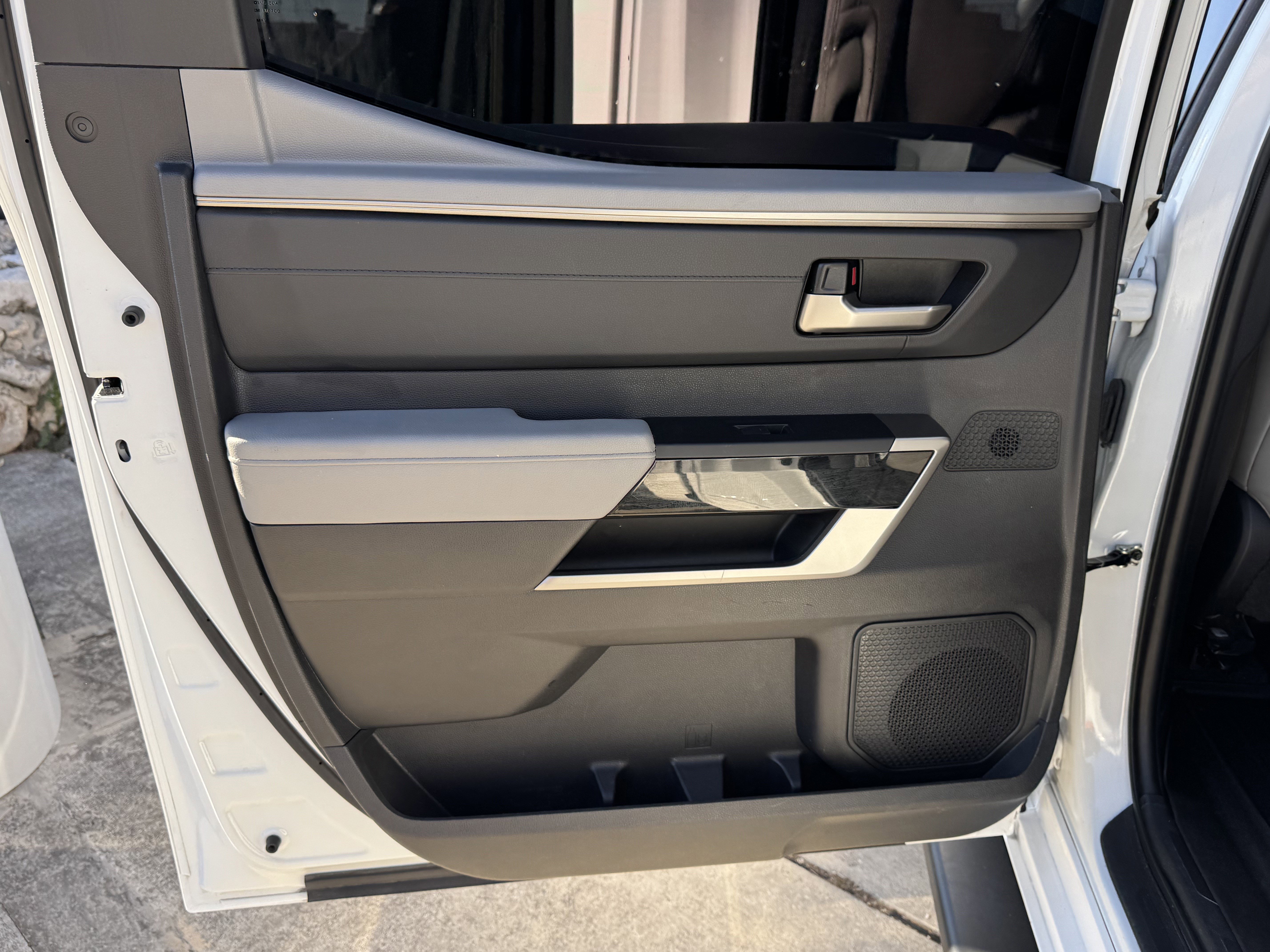 Used 2024 Toyota Tundra Limited image 14