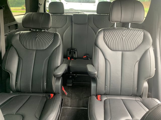 Used 2025 Hyundai Palisade Calligraphy FWD image 12