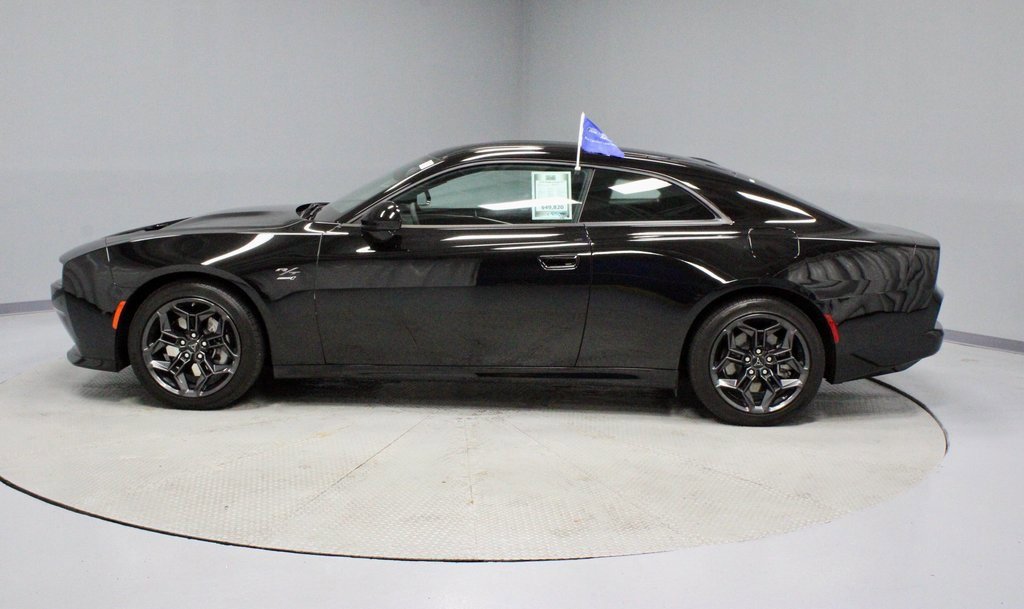 Used 2025 Dodge Charger R/T w/ Quick Order Package 25M R/T image 2