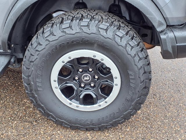 Certified 2024 Ford Bronco Black Diamond w/ Sasquatch Package AWD/4WD image 25