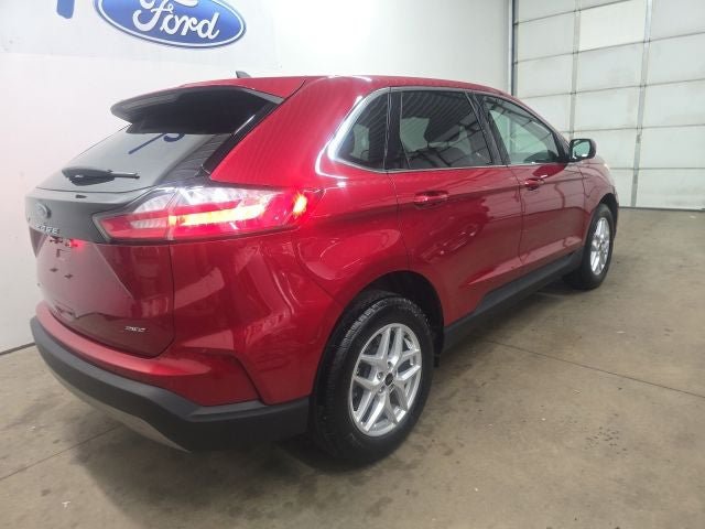 Certified 2024 Ford Edge SEL w/ Convenience Package AWD/4WD image 9