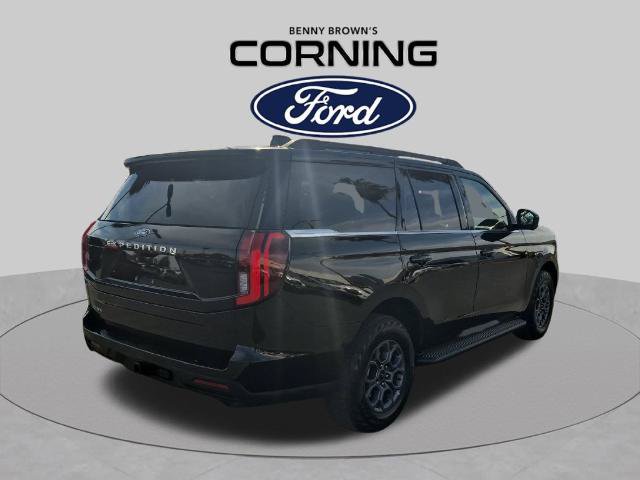 Certified 2025 Ford Expedition Active AWD/4WD image 5