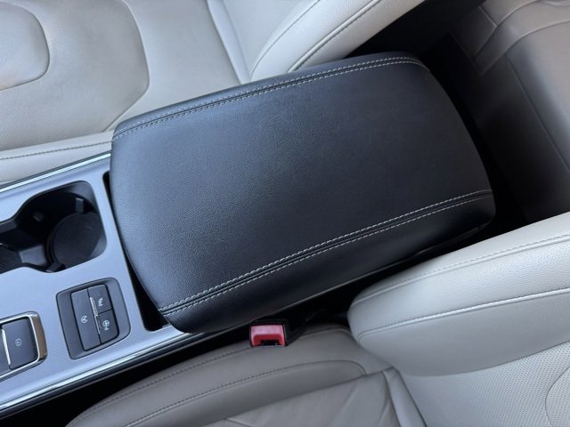 Certified 2021 Ford Edge Titanium w/ Equipment Group 301A image 23