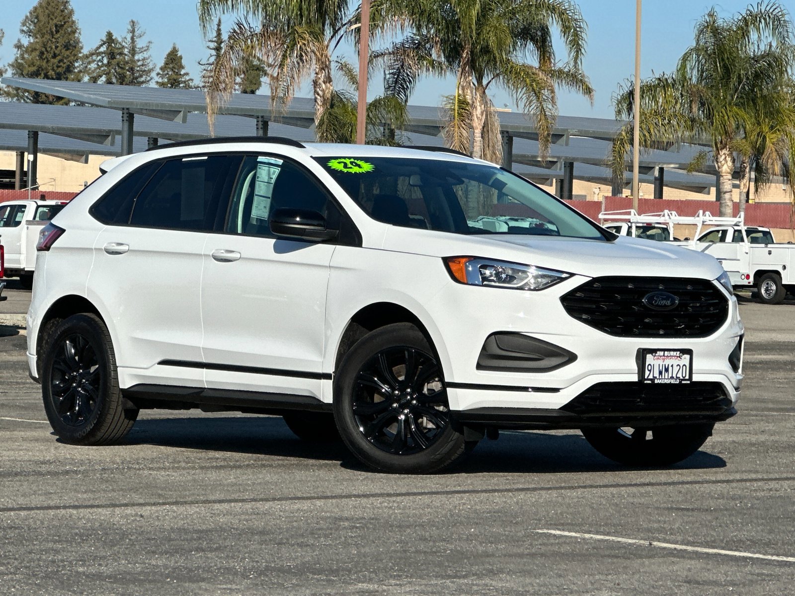 Certified 2024 Ford Edge SE w/ Black Appearance Package image 8