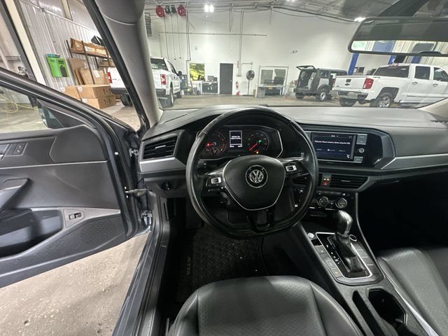 Used 2019 Volkswagen Jetta SE FWD image 15