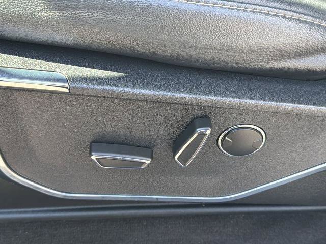 Certified 2022 Ford F150 Lariat w/ Equipment Group 502A High image 26