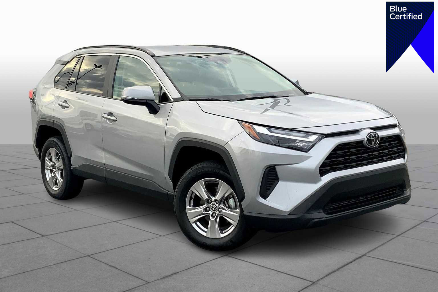 Used 2025 Toyota RAV4 XLE