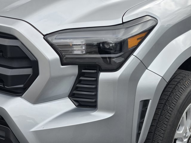 Used 2024 Toyota Tacoma SR RWD image 10