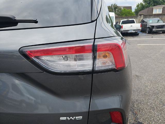 Certified 2022 Ford Escape SEL AWD/4WD image 34