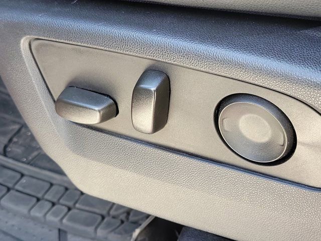 Used 2023 Chevrolet Silverado 1500 ZR2 w/ Technology Package image 24