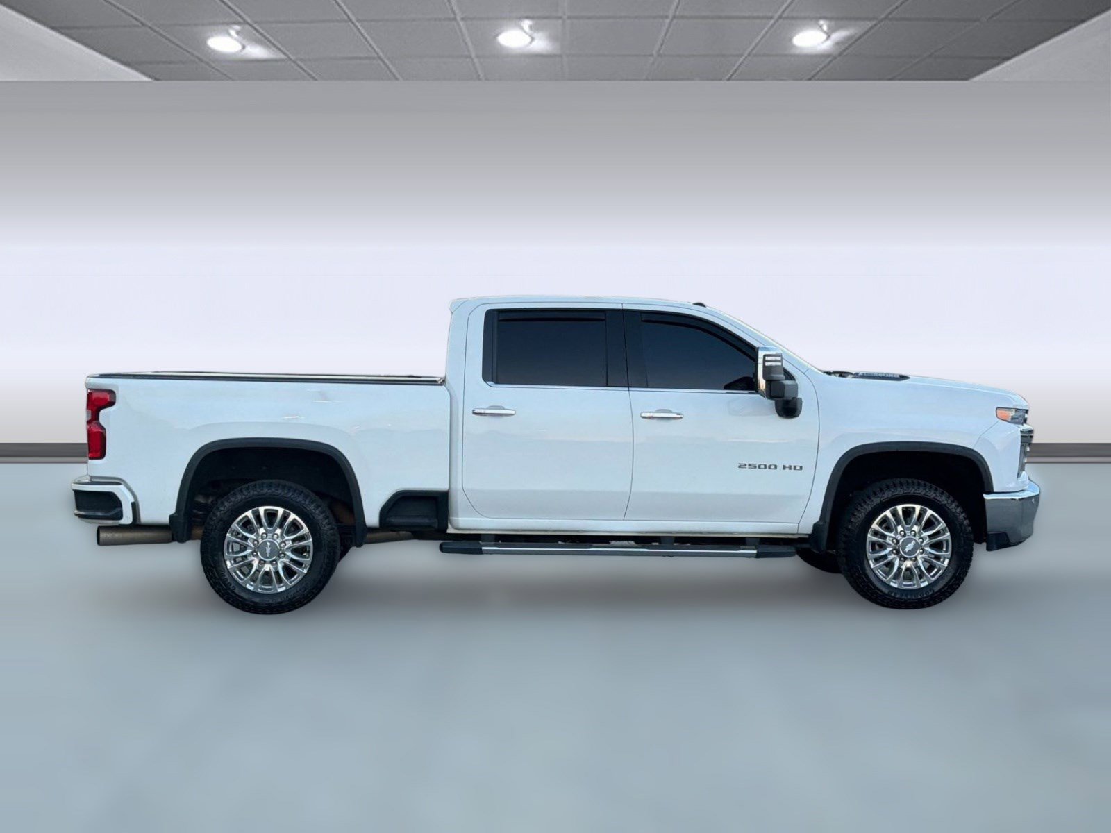 Used 2020 Chevrolet Silverado 2500 High Country w/ Technology Package image 6
