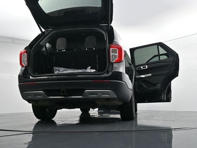 Certified 2023 Ford Explorer XLT w/ Equipment Group 202A AWD/4WD image 43