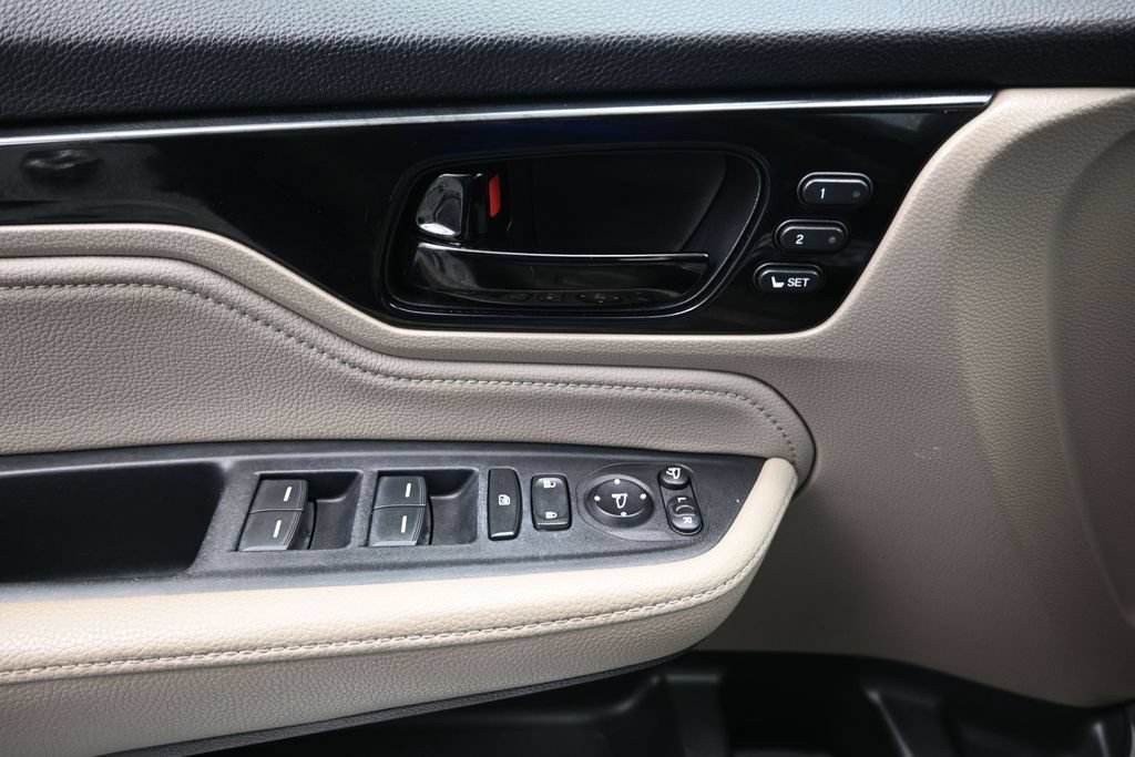 Used 2022 Honda Odyssey Elite image 17