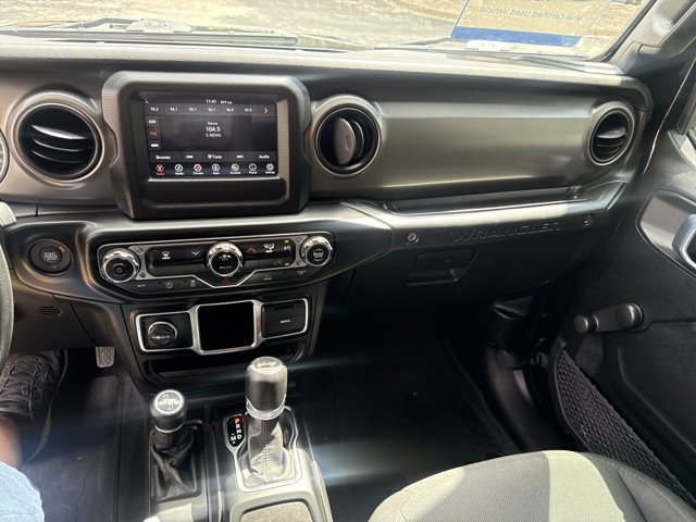 Used 2023 Jeep Wrangler Sport AWD/4WD image 18