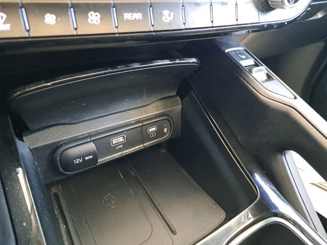 Used 2025 Kia Telluride S image 13