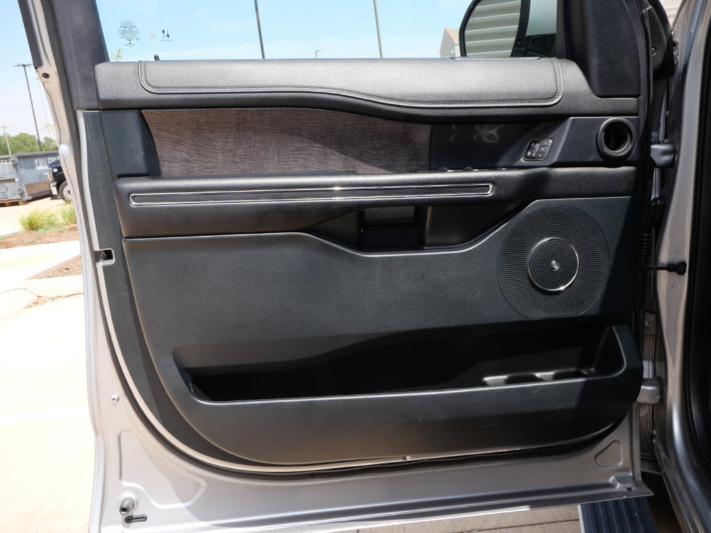 Certified 2021 Ford Expedition Limited AWD/4WD image 17