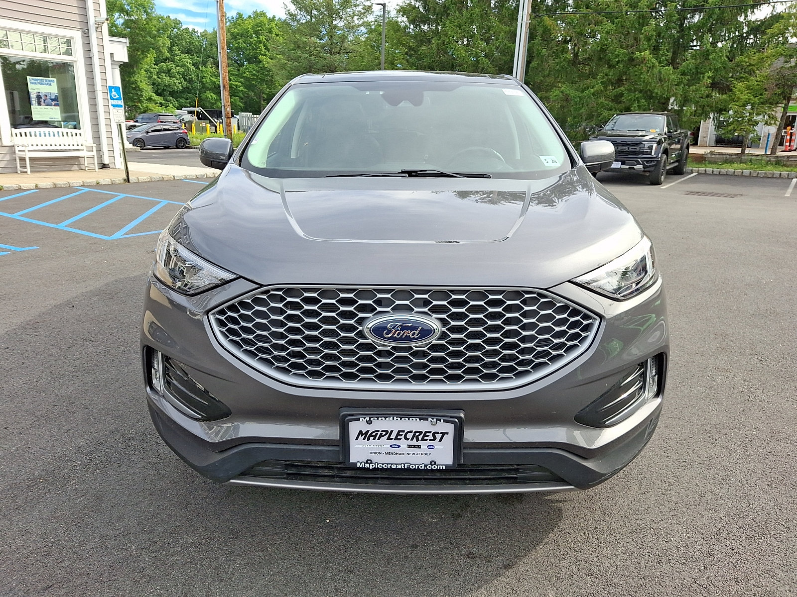 Certified 2023 Ford Edge SEL w/ Convenience Package AWD/4WD image 2