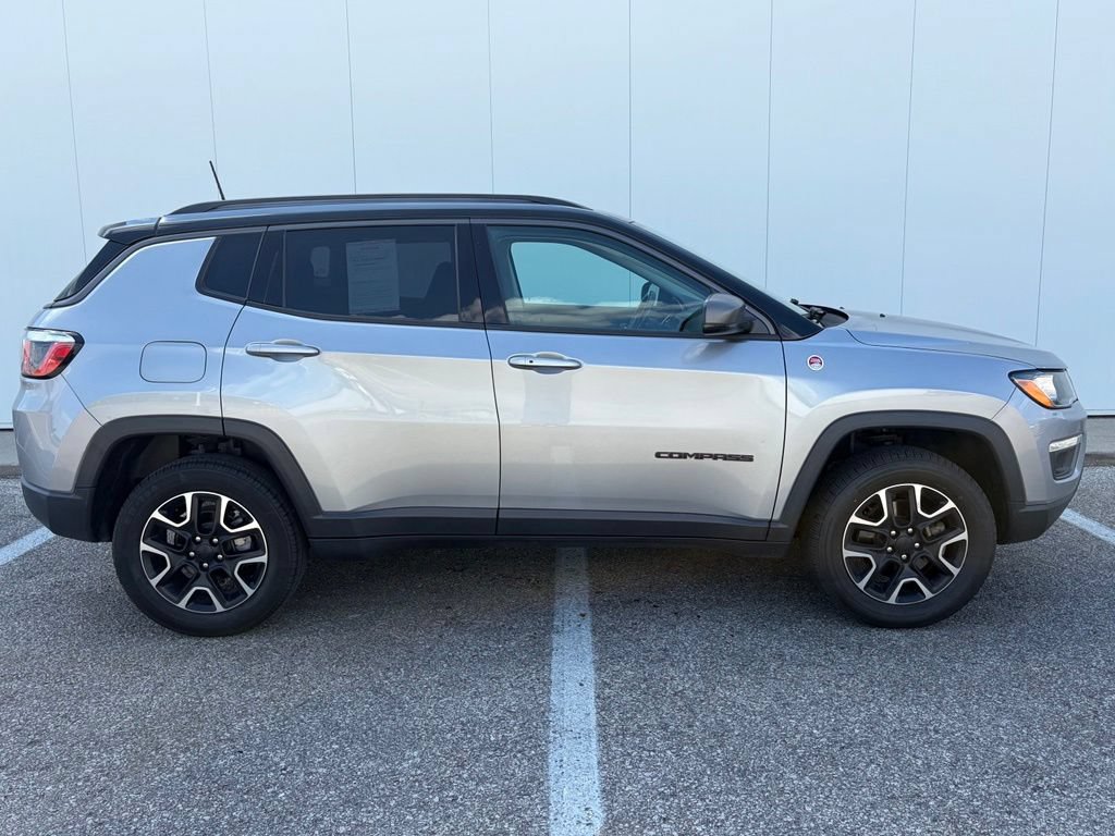 Used 2020 Jeep Compass Trailhawk AWD/4WD image 9