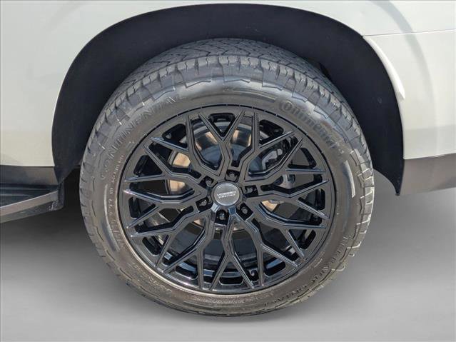 Used 2024 GMC Yukon XL Denali image 27