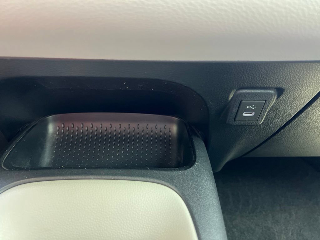 Used 2024 Toyota Corolla LE FWD image 28
