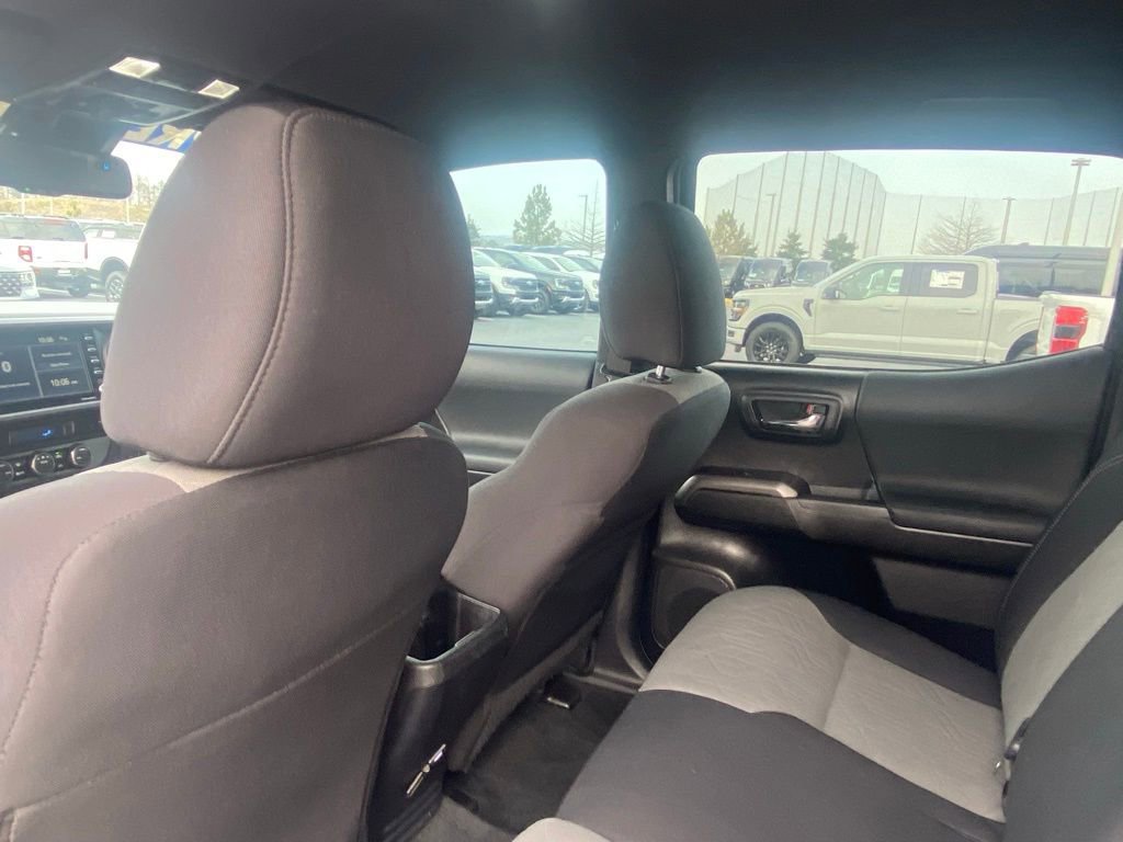 Used 2022 Toyota Tacoma TRD Off-Road w/ Technology Package image 22