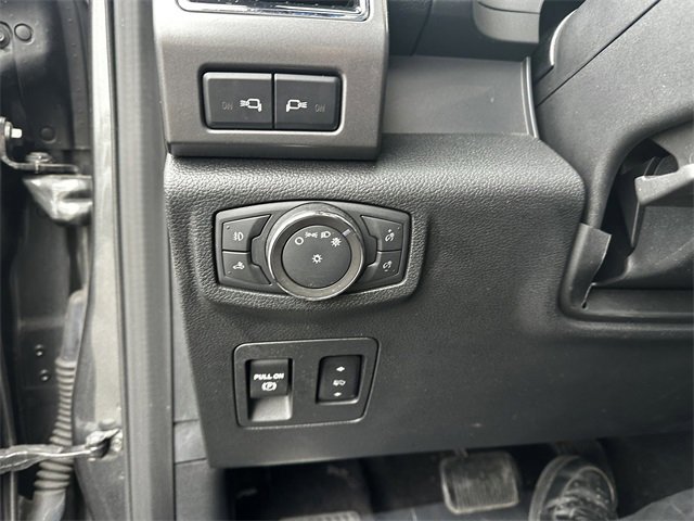 Certified 2019 Ford F150 XLT w/ Equipment Group 302A Luxury image 32