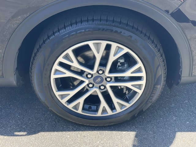 Certified 2022 Ford Escape SEL AWD/4WD image 39