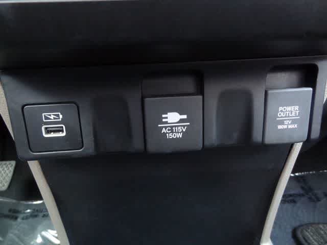 Used 2022 Honda Odyssey Touring image 37