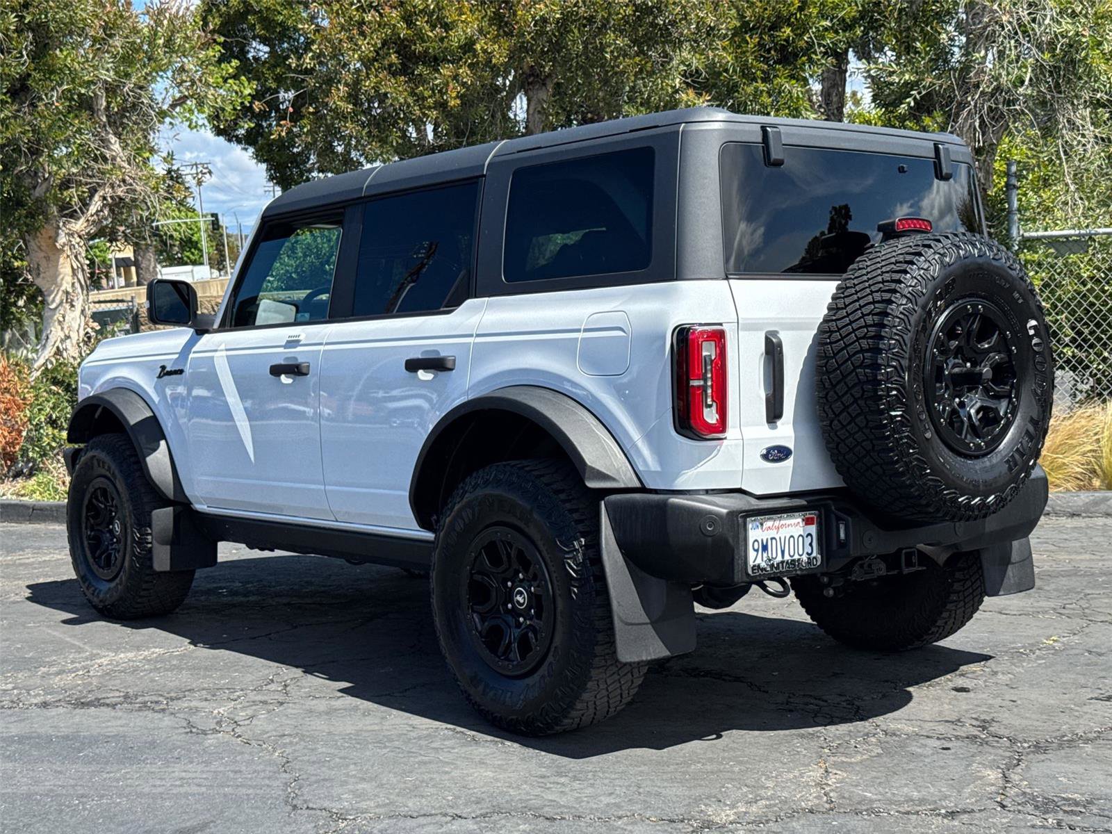 Certified 2023 Ford Bronco Wildtrak AWD/4WD image 12