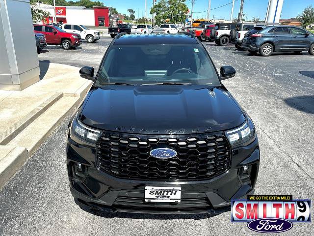 Certified 2026 Ford Explorer ST-Line AWD/4WD image 4