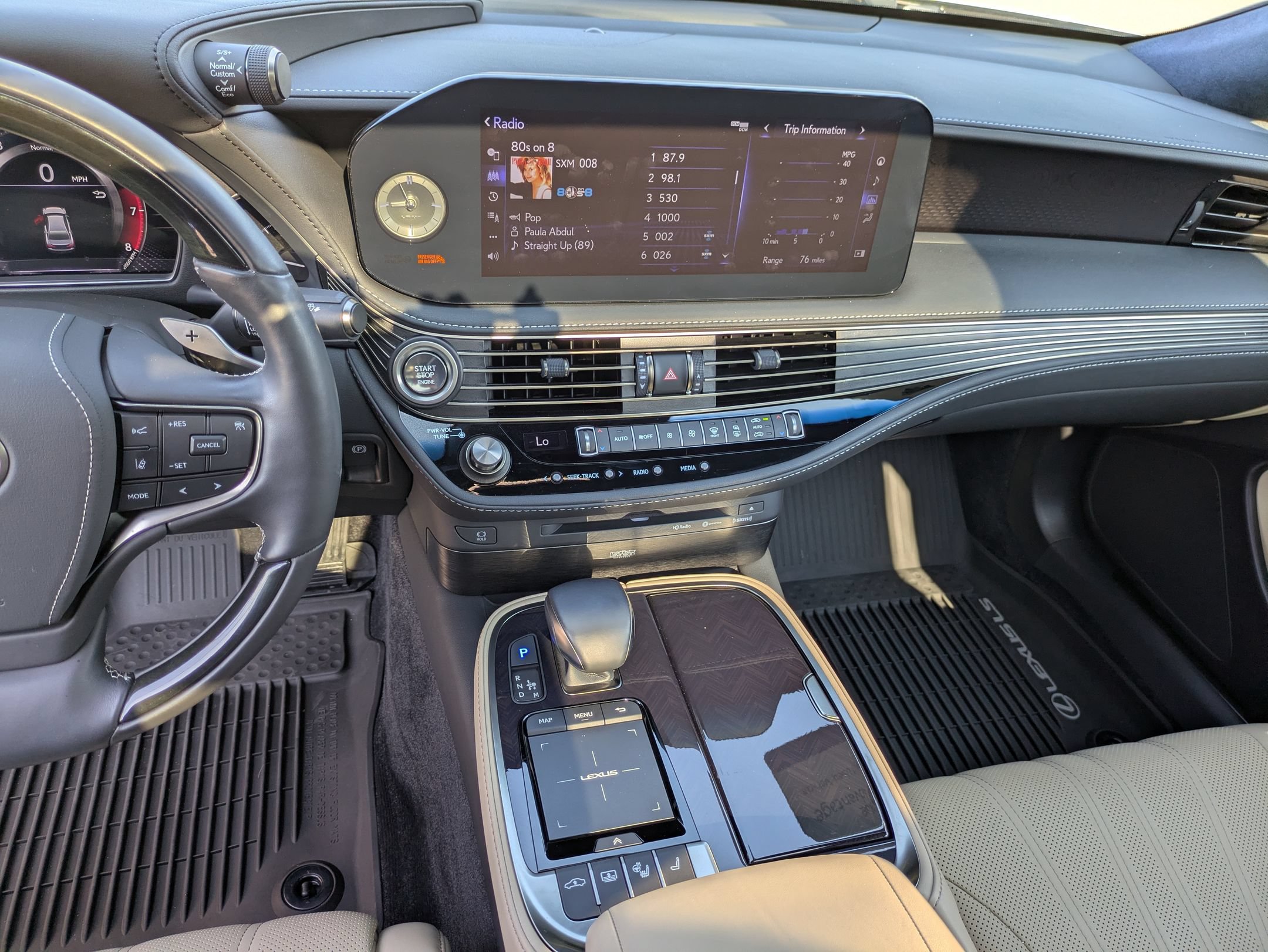 Used 2022 Lexus LS 500 w/ Interior Upgrade Package RWD image 22