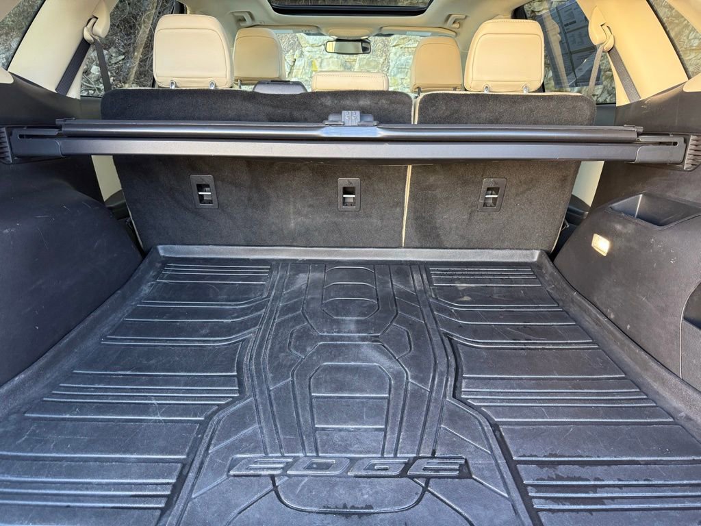 Certified 2023 Ford Edge SEL w/ Convenience Package image 10