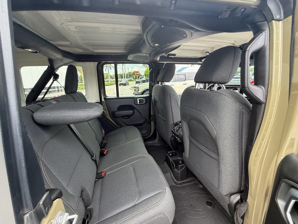 Used 2025 Jeep Wrangler Unlimited Sport AWD/4WD image 14