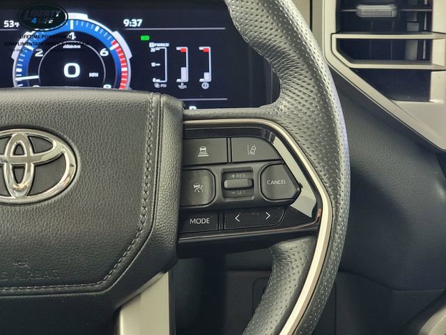 Used 2024 Toyota Tundra Limited AWD/4WD image 28