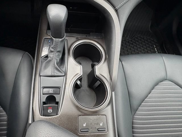 Used 2024 Toyota Camry SE AWD/4WD image 33