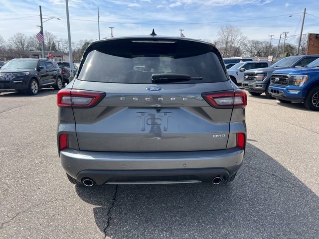 Certified 2024 Ford Escape ST-Line w/ Tech Pack #1 image 3