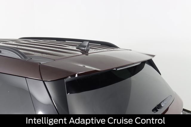 Certified 2022 Ford Explorer XLT w/ Equipment Group 202A image 21