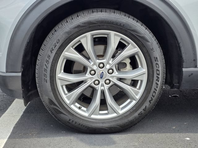 Certified 2020 Ford Explorer Limited RWD image 32