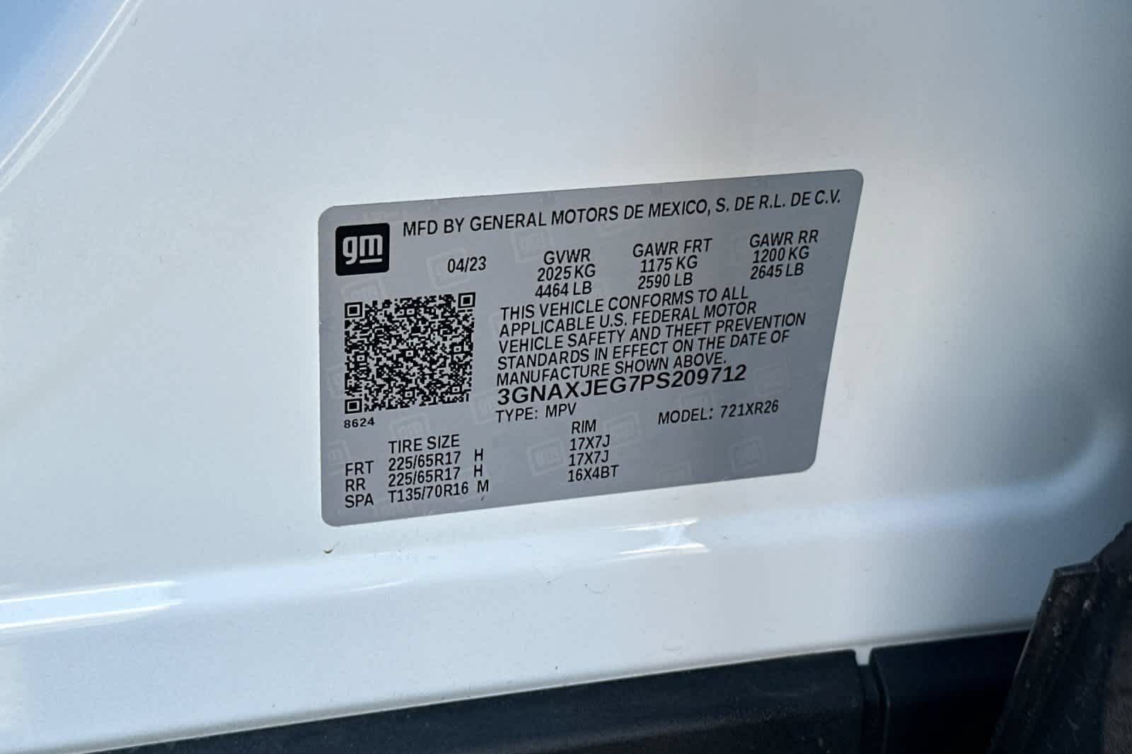 Used 2023 Chevrolet Equinox LT w/ Driver Convenience Package FWD image 30